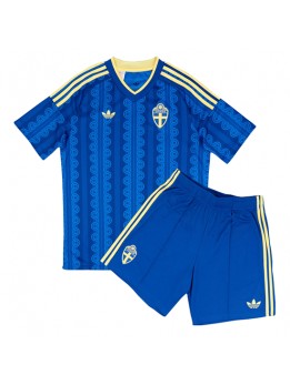 Schweden Auswärts Trikotsatz für Kinder WM 2026 Kurzarm (+ Kurze Hosen)